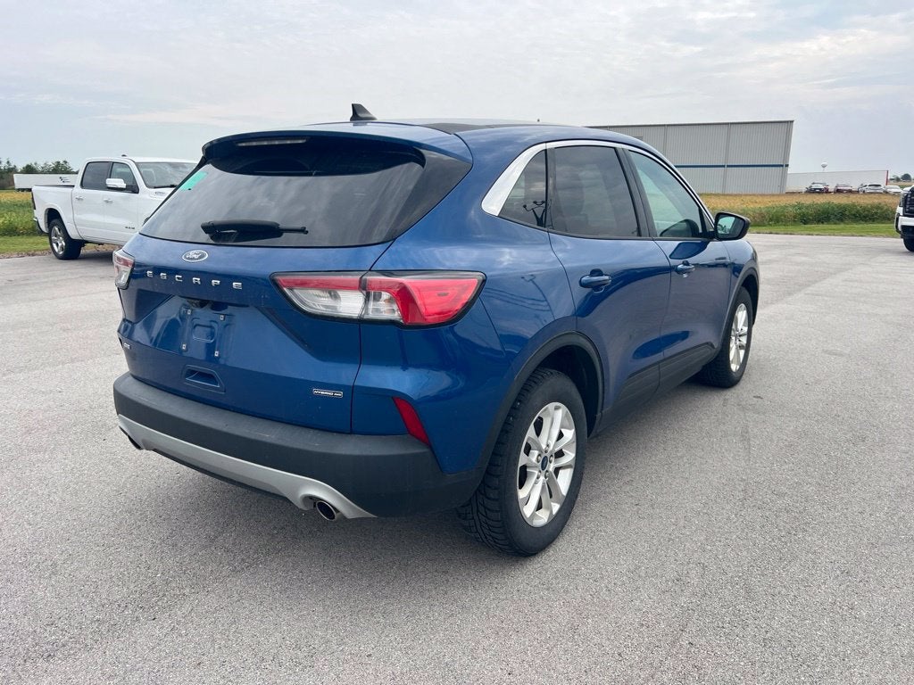 2022 Ford Escape SE Hybrid