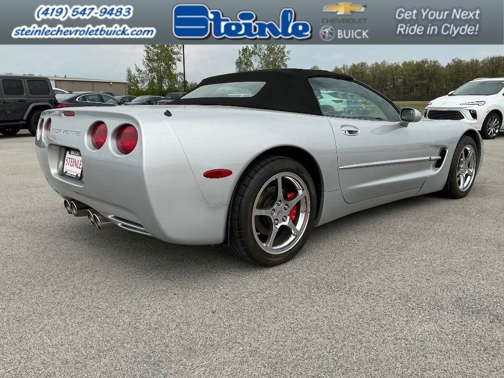 1998 Chevrolet Corvette Base