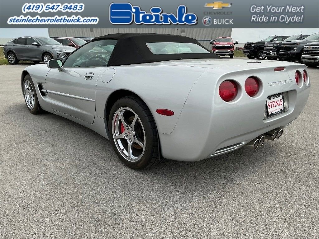 1998 Chevrolet Corvette Base