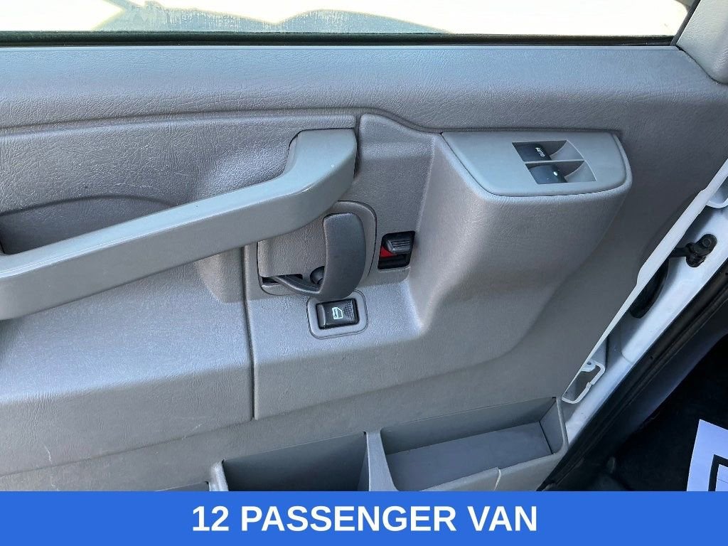 2019 Chevrolet Express Passenger 3500 LT