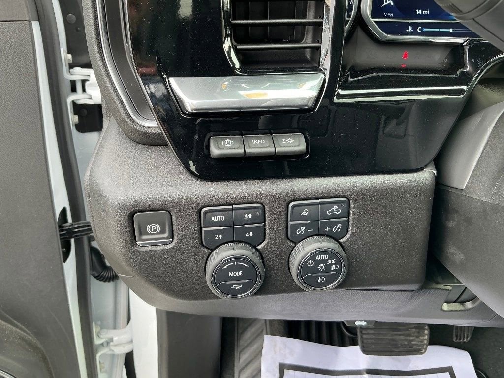 2025 Chevrolet Silverado 3500 HD LTZ