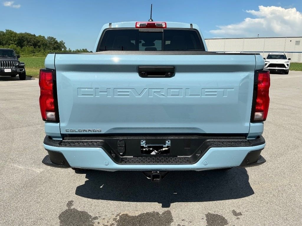 2025 Chevrolet Colorado WT/LT