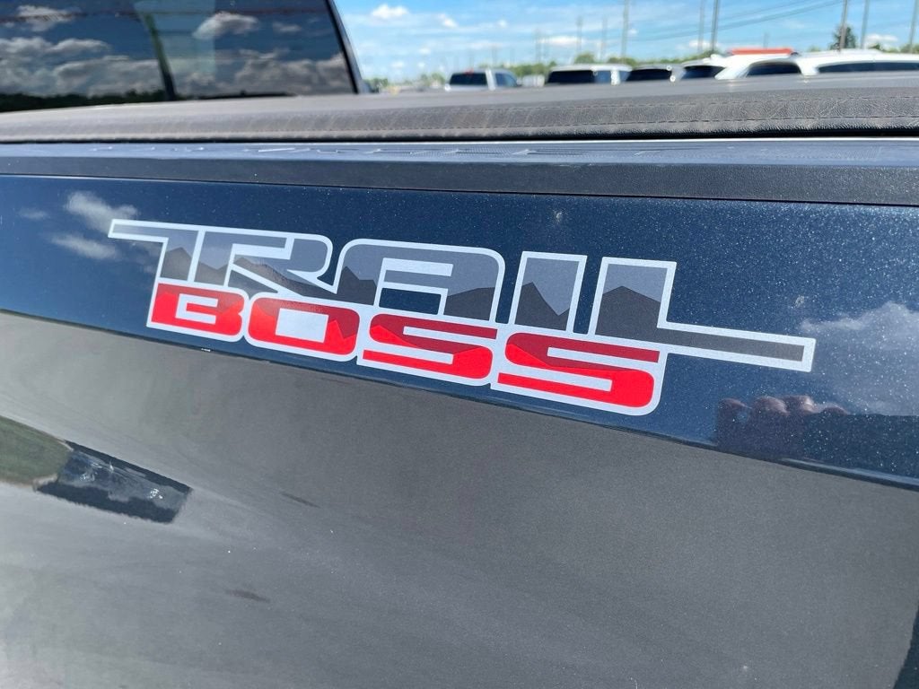 2020 Chevrolet Silverado 1500 Custom Trail Boss