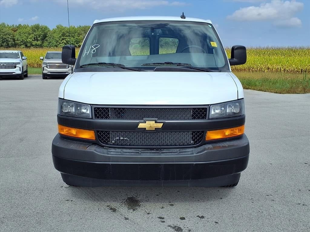 2025 Chevrolet Express Cargo 3500 WT