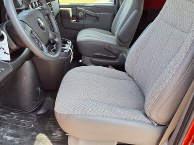 2025 Chevrolet Express Cargo 3500 WT