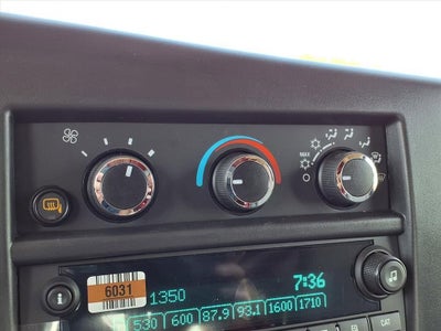 2025 Chevrolet Express Cargo 3500 WT