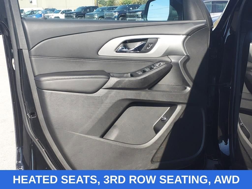 2022 Chevrolet Traverse LT Cloth