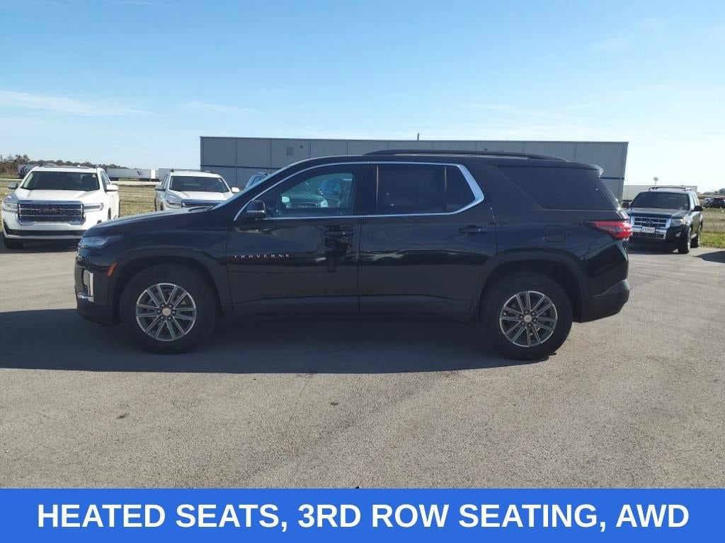 2022 Chevrolet Traverse LT Cloth