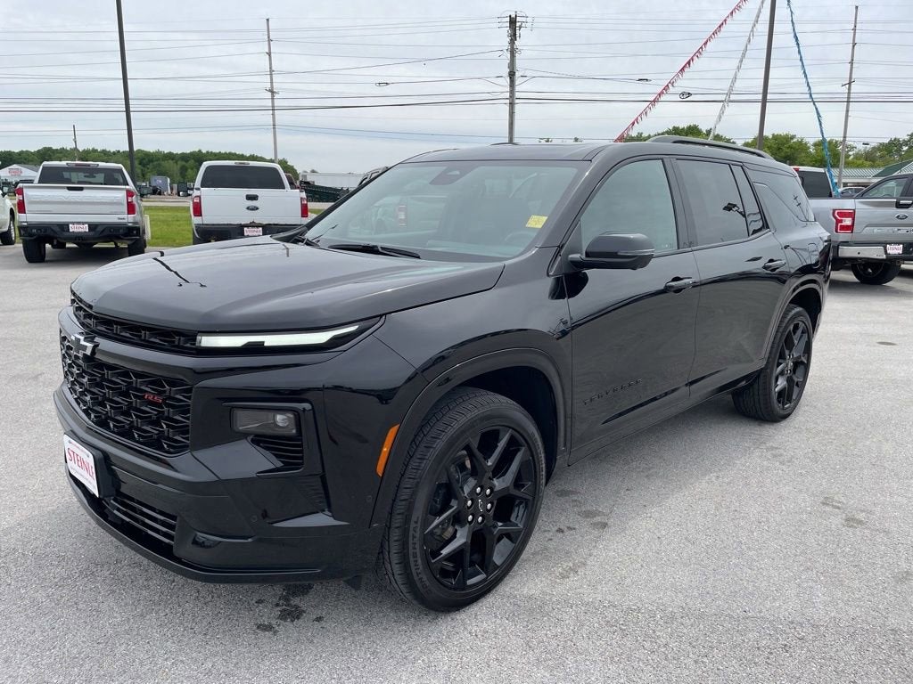 2025 Chevrolet Traverse RS