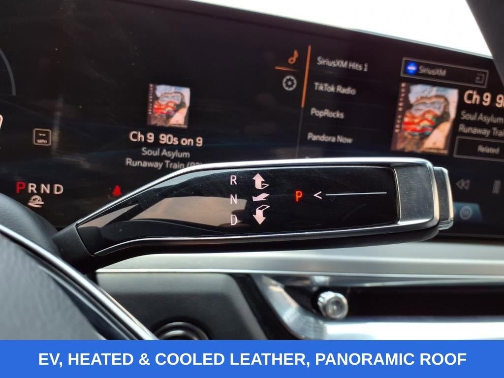 2024 Cadillac LYRIQ Sport 1