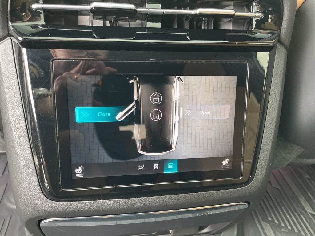 2025 Cadillac ESCALADE IQ Sport 2