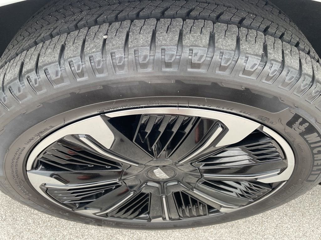 2025 Cadillac ESCALADE IQ Sport 2