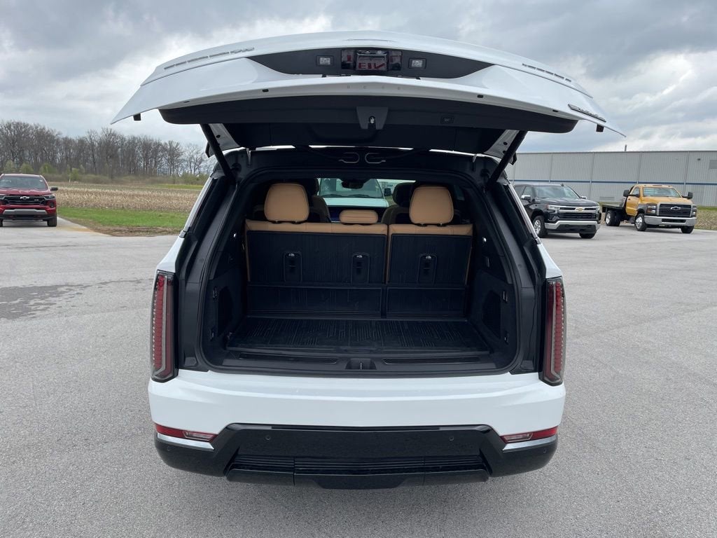2025 Cadillac ESCALADE IQ Sport 2