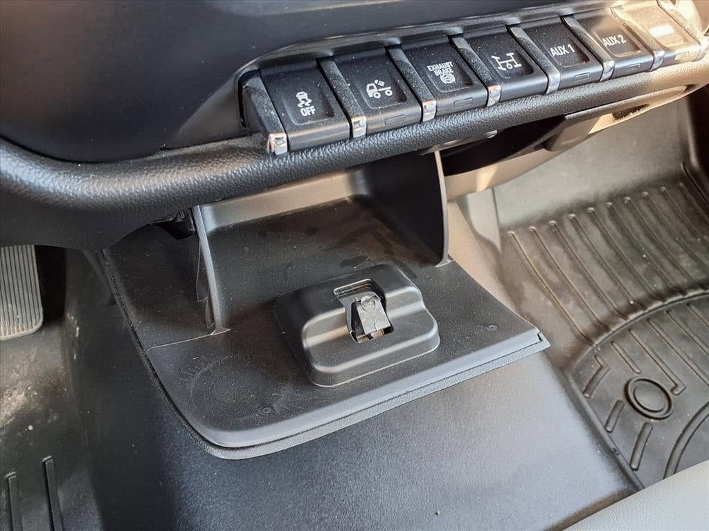 2023 Chevrolet Silverado 4500 HD Work Truck