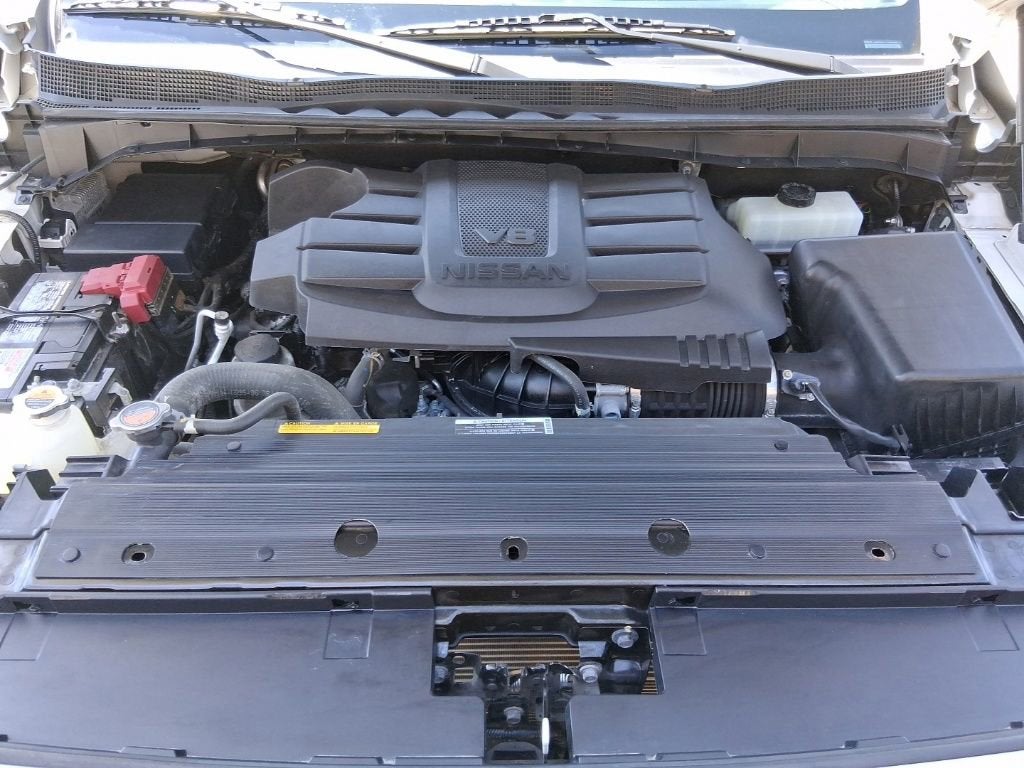 2022 Nissan Titan SV