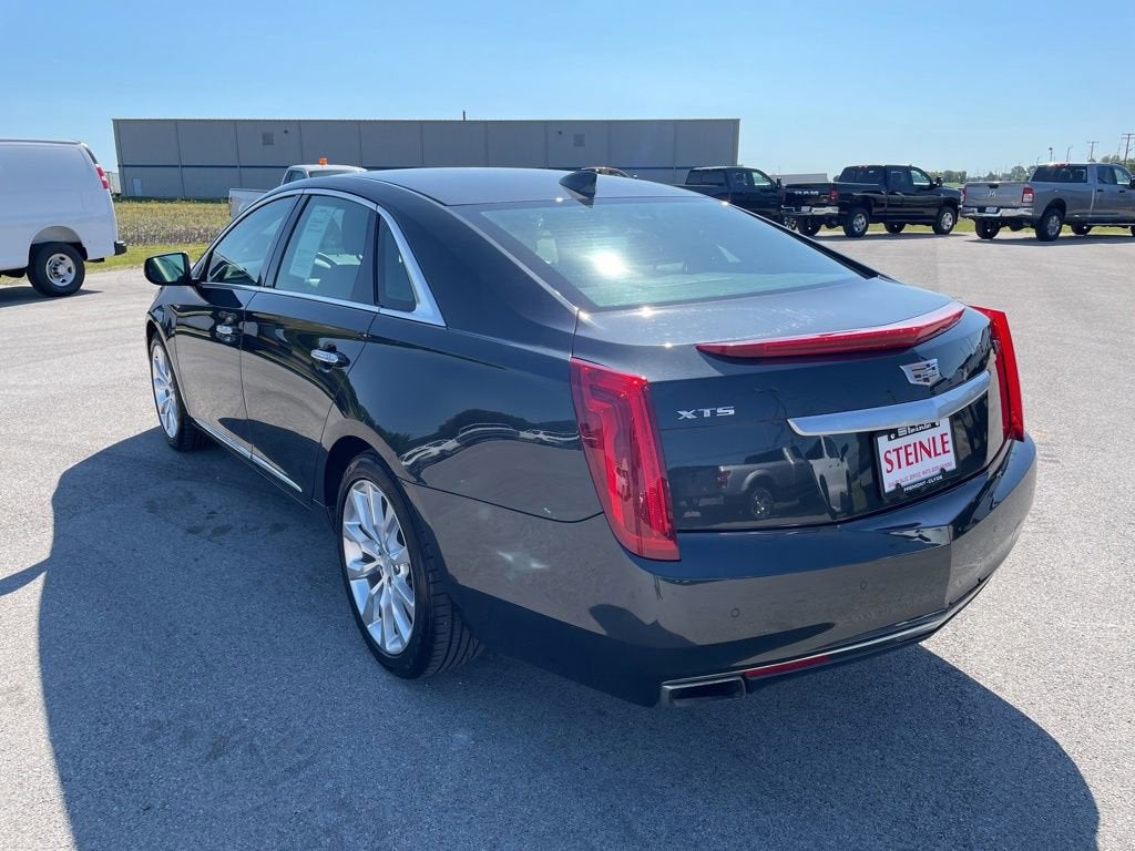 2016 Cadillac XTS Luxury Collection