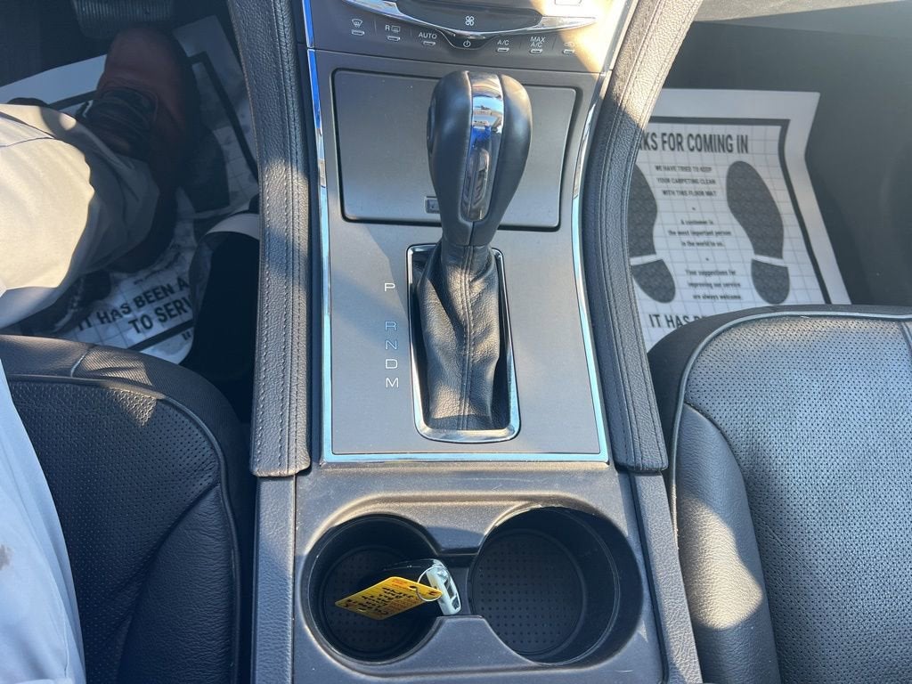 2011 Lincoln MKX Base