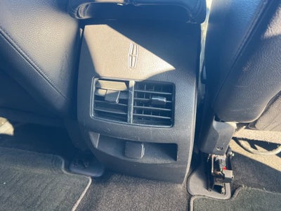 2011 Lincoln MKX Base