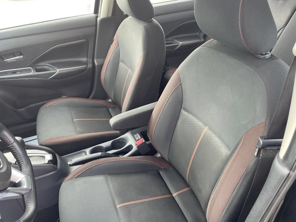 2020 Nissan Versa SR