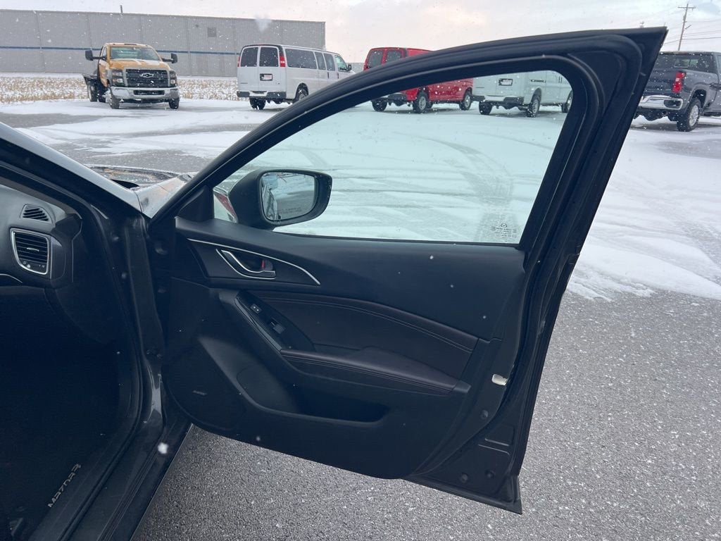 2017 Mazda Mazda3 5-Door Grand Touring