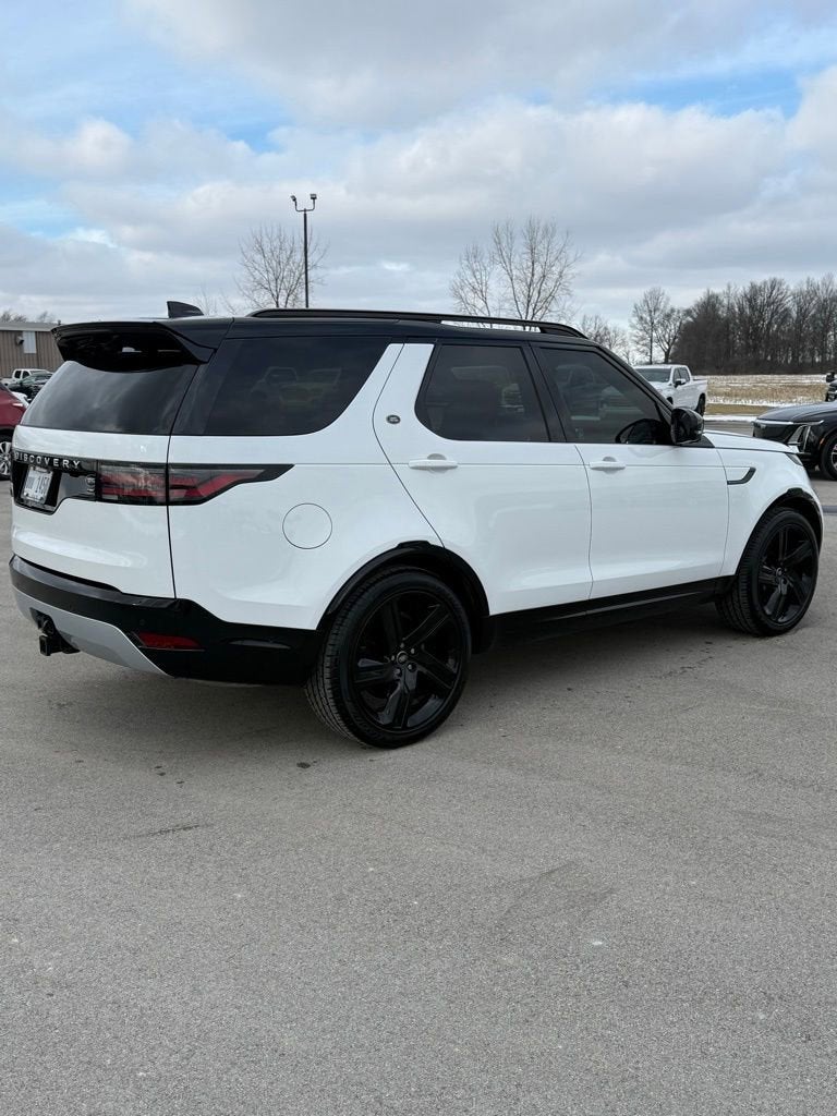 2023 Land Rover Discovery Metropolitan Edition