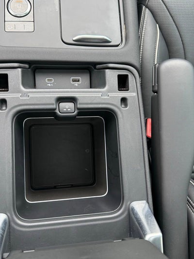 2023 Land Rover Discovery Metropolitan Edition