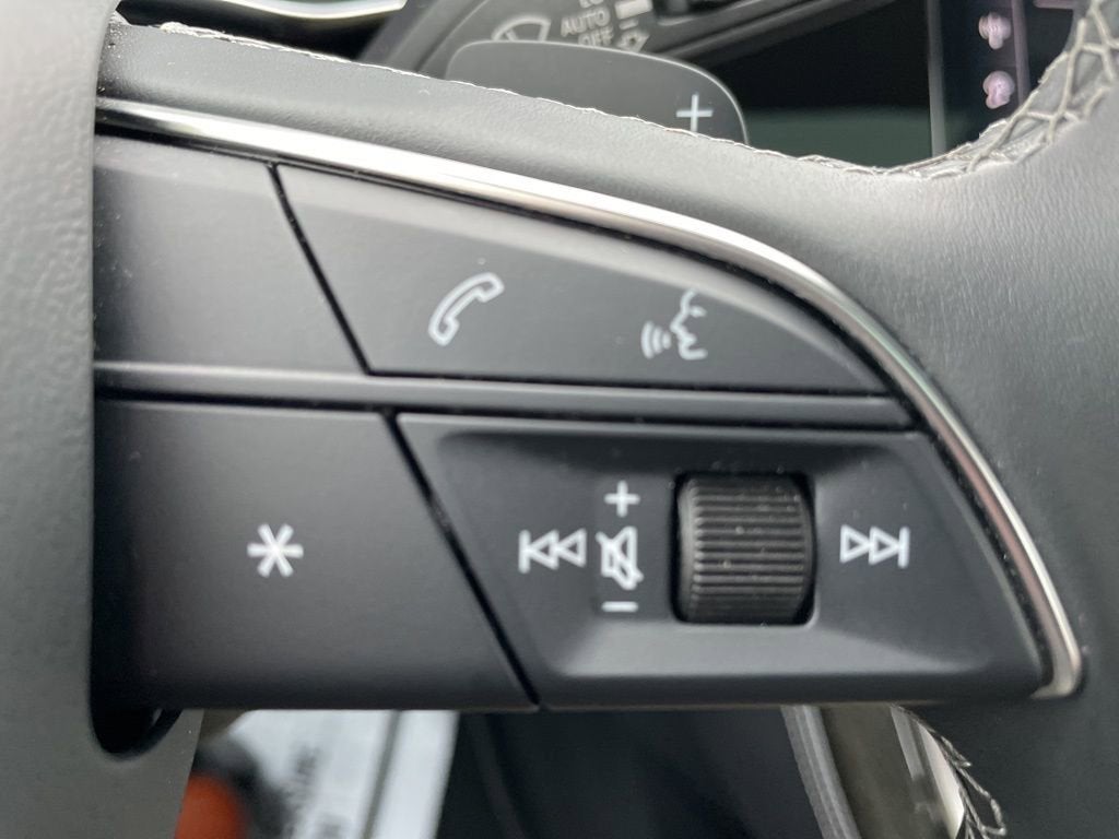 2025 Audi Q7 Premium Plus