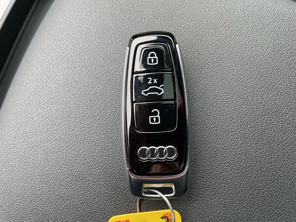 2025 Audi Q7 Premium Plus