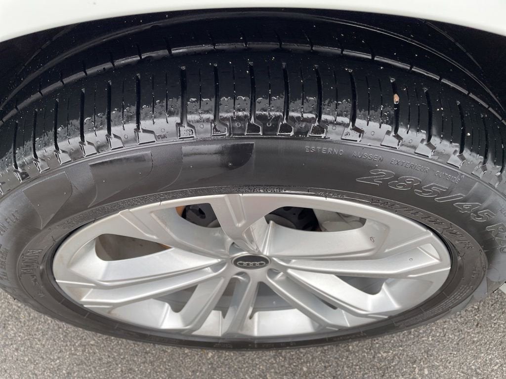 2025 Audi Q7 Premium Plus