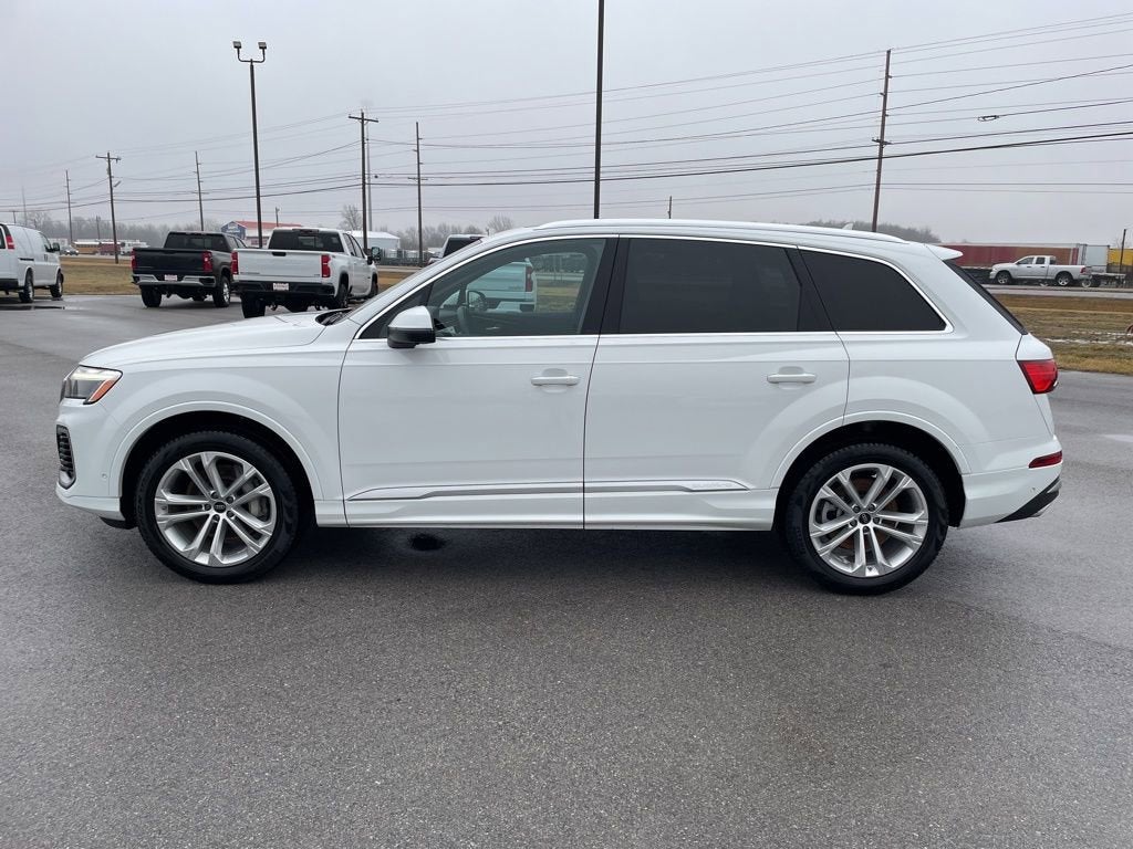 2025 Audi Q7 Premium Plus