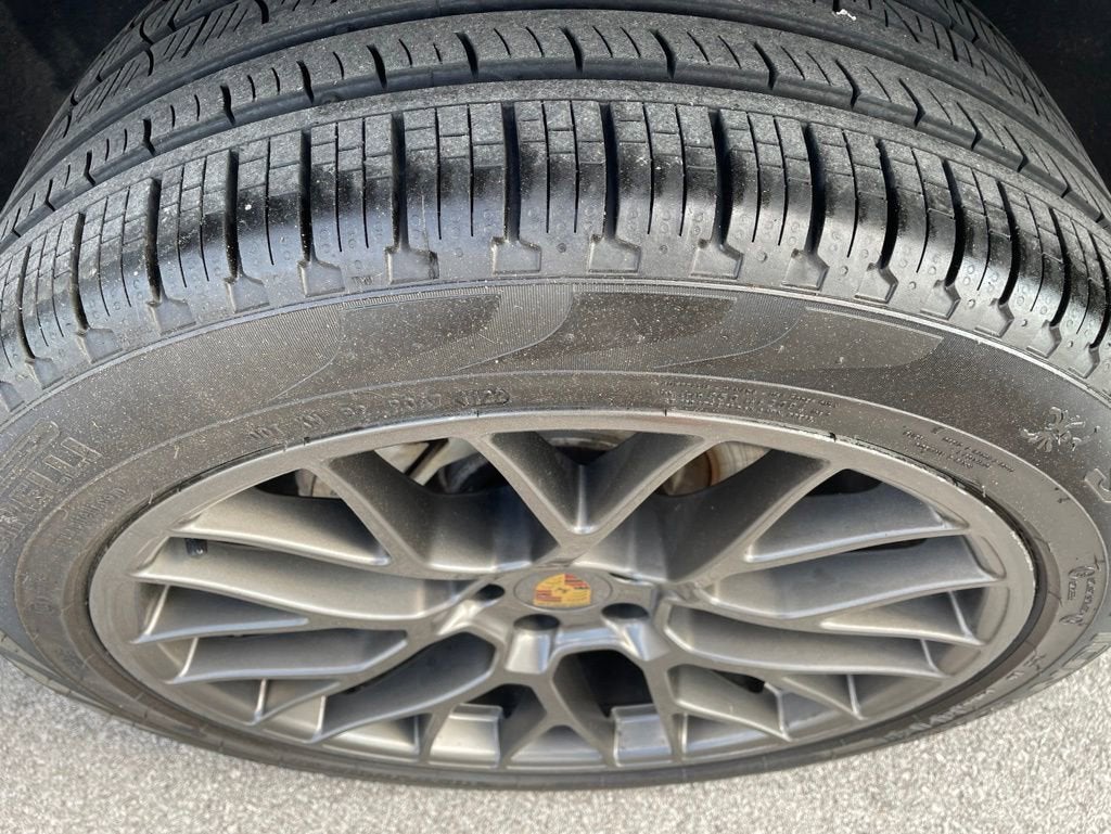 2018 Porsche Macan S